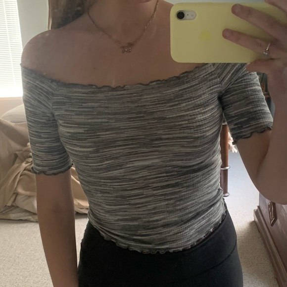 Off-Shoulder Top - Picture 2 of 2